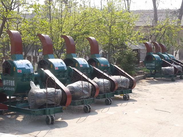 出草口應與自然（rán）風向保持一致