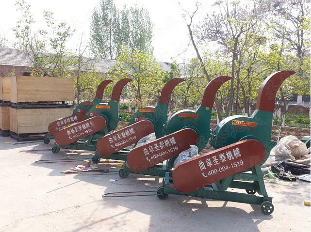 揉搓機（jī）的動、定刀片應經常保持刃口鋒利，否則，應及時卸下進行刃磨