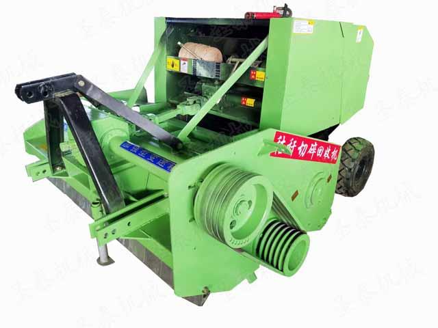 自走式稻（dào）草打捆機在實際（jì）的操作中，其裝卸和運輸過程都非常方（fāng）便，最多可以節（jiē）約50%的勞動（dòng）力