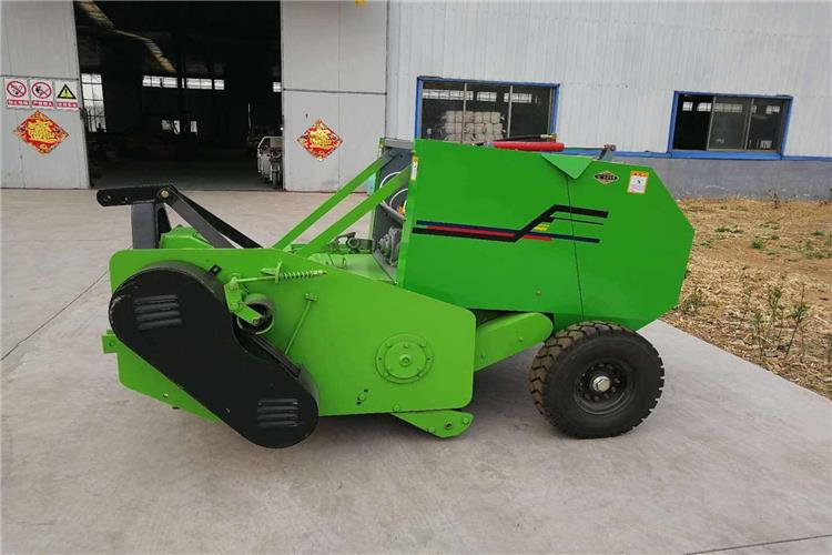 秸稈打捆（kǔn）機