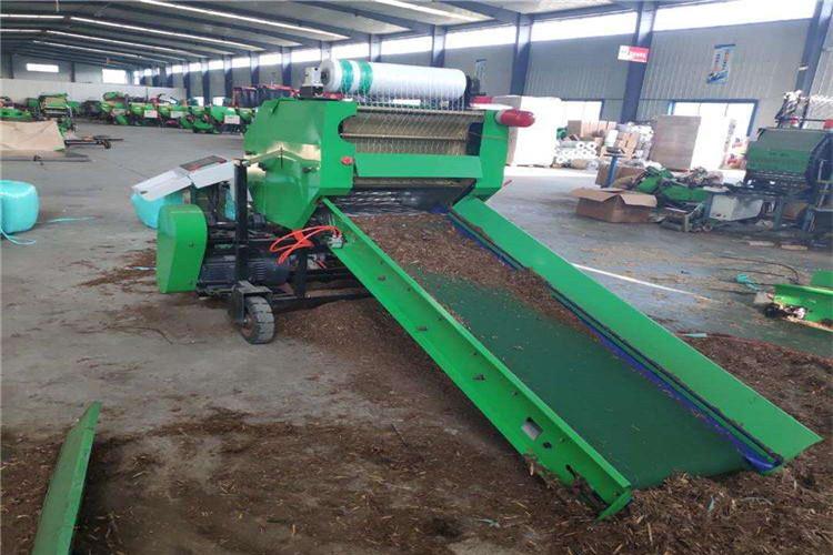 打捆包膜機在農業作業中非常普遍，打捆包膜機是用來製備（bèi）大型草捆的（de）機（jī）械。按卷壓室工作部件的結（jié）構